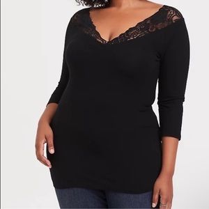 Torrid Deep V Lace Neckline (size 18/20)